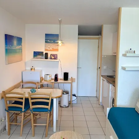 Avec Vue Et Piscine A Apartment *